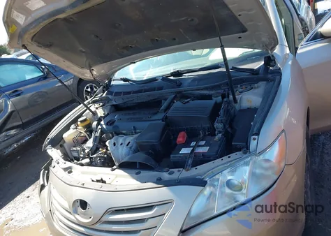 2008 Toyota Camry Le z USA, uszkodzony, nr VIN 4T1BE46K48U744825